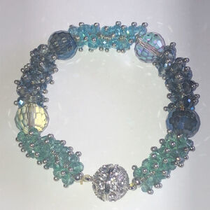 Blue Green & Silver Tone Glass Beads Beaded Boho Magnetic Closure Bracelet